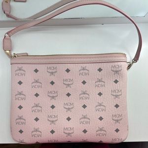 SOLD DO NOT PURCHASE MCM Visetos Pouch